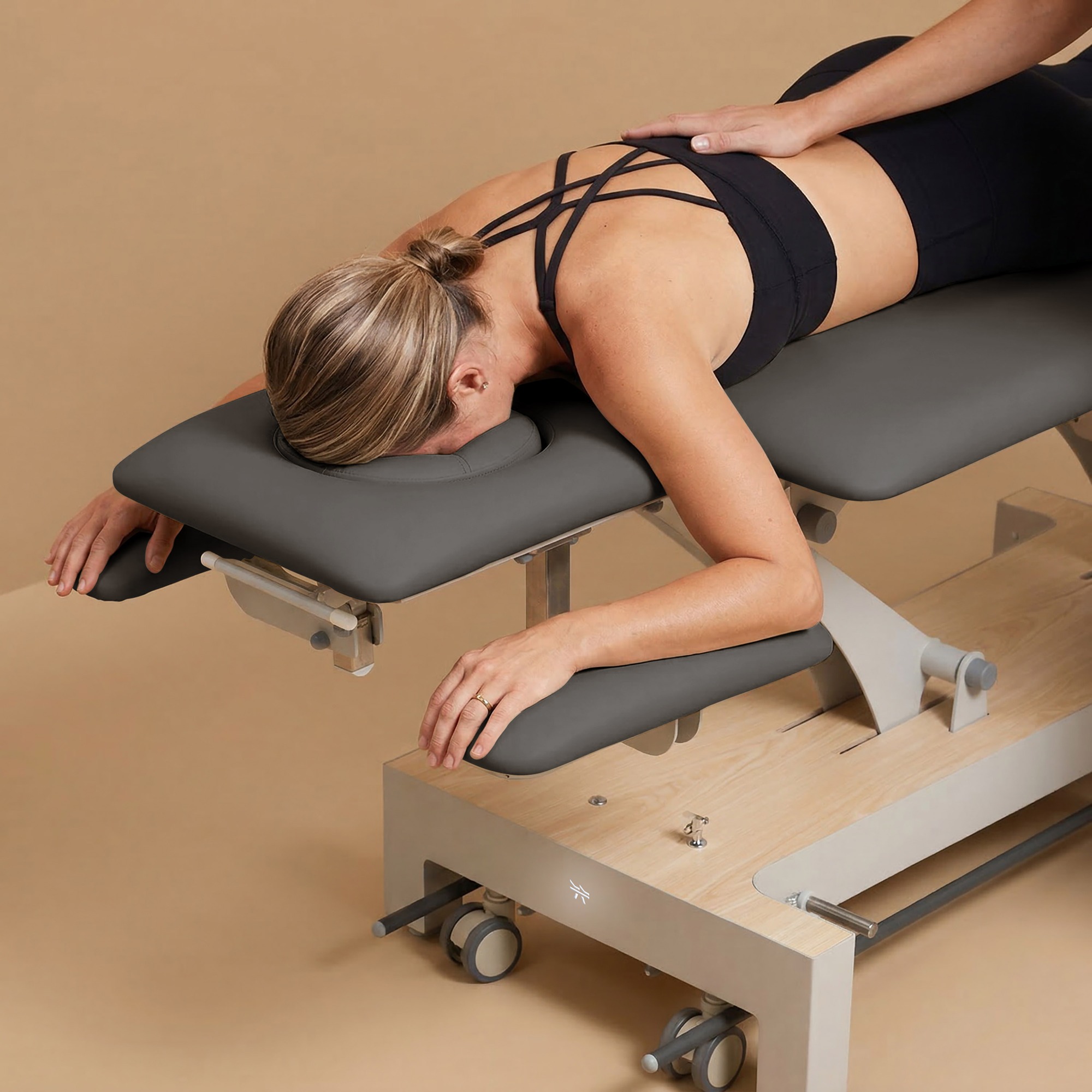 Physiotherapieliege Nuuna 4 Physio Pro – elektrisch, 4-teilig