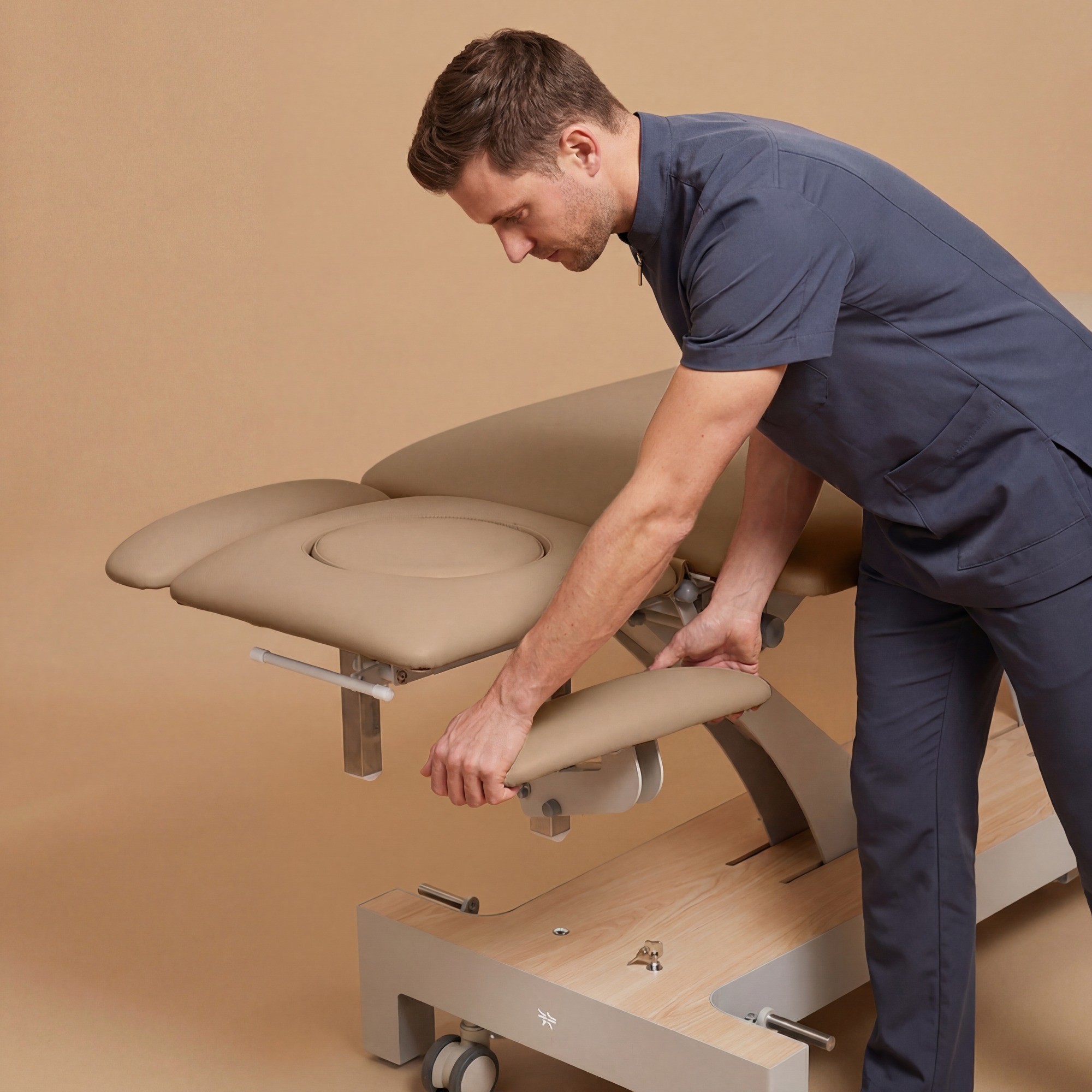 Massageliege Nuuna 4 Starter Massage – elektrisch, 4-teilig