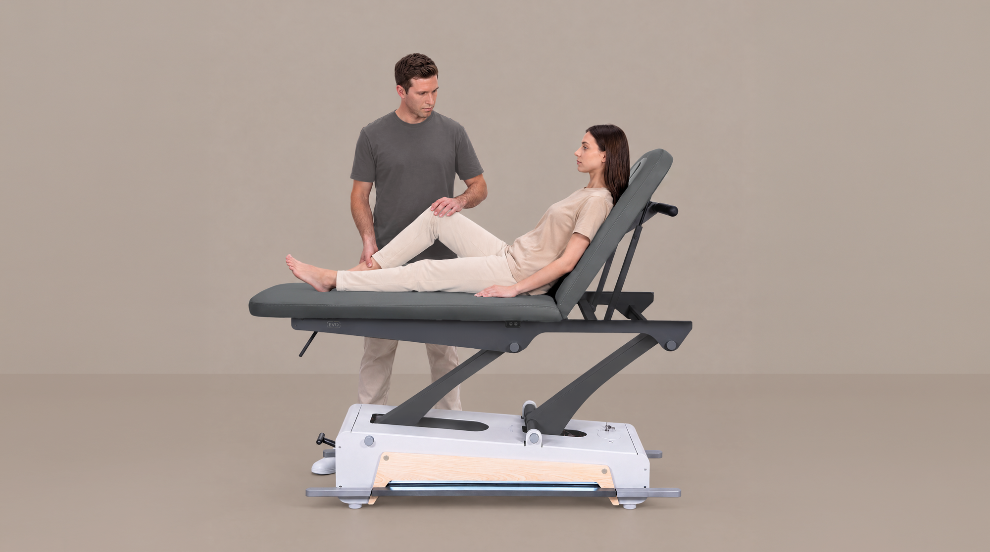 Physiotherapieliege Swop 2L Evo – elektrisch, 2-teilig, Heizung