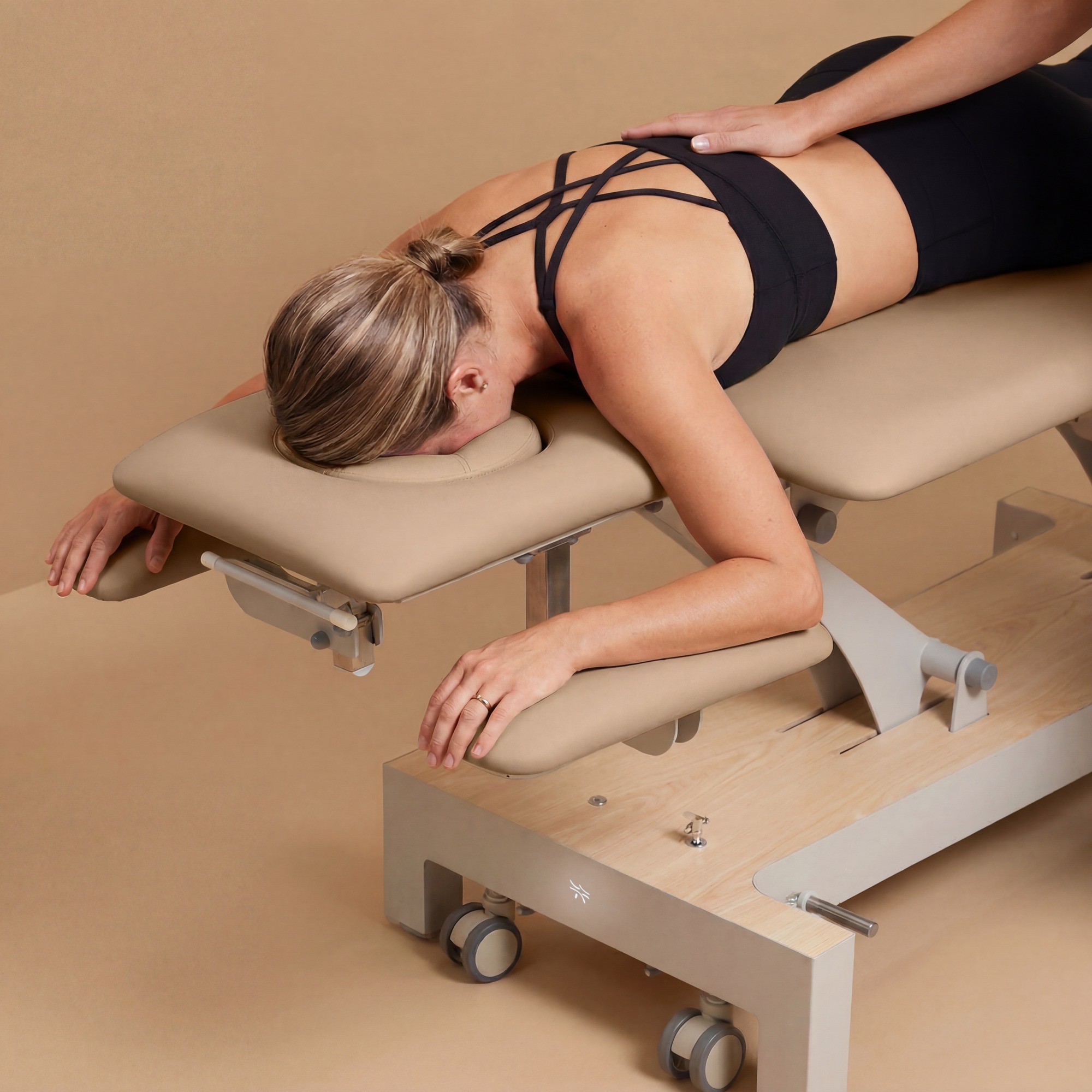 Massageliege Nuuna 4 Starter Massage – elektrisch, 4-teilig