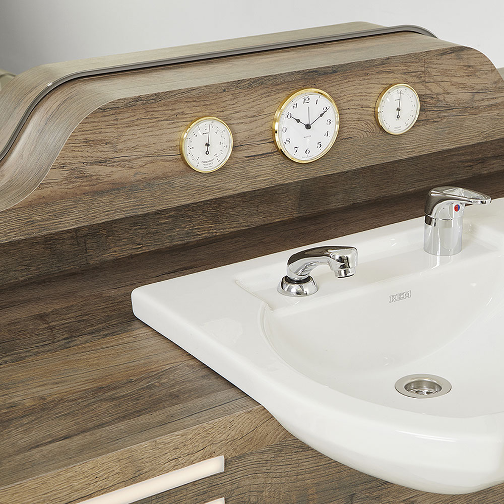 Cadillac – Barbier-Spiegelstation mit LED-Beleuchtung