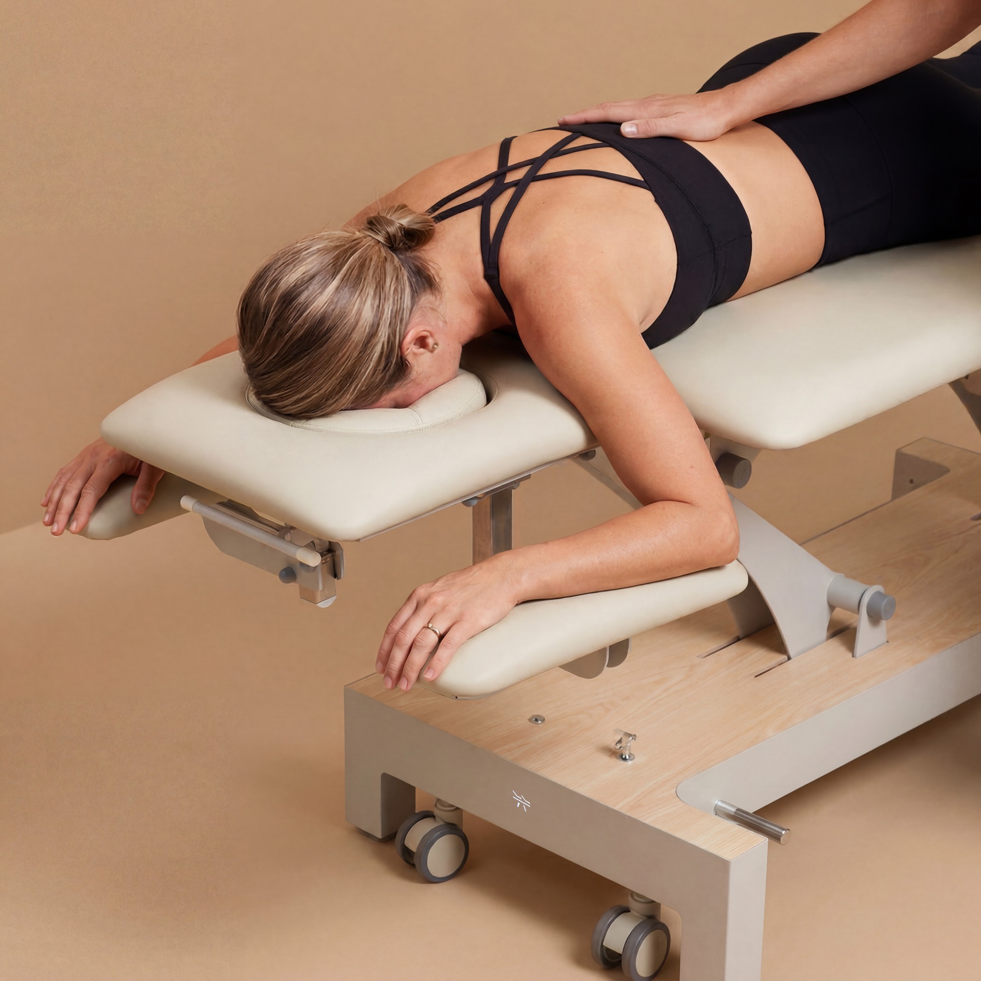 Massageliege Nuuna 4 Starter Massage – elektrisch, 4-teilig