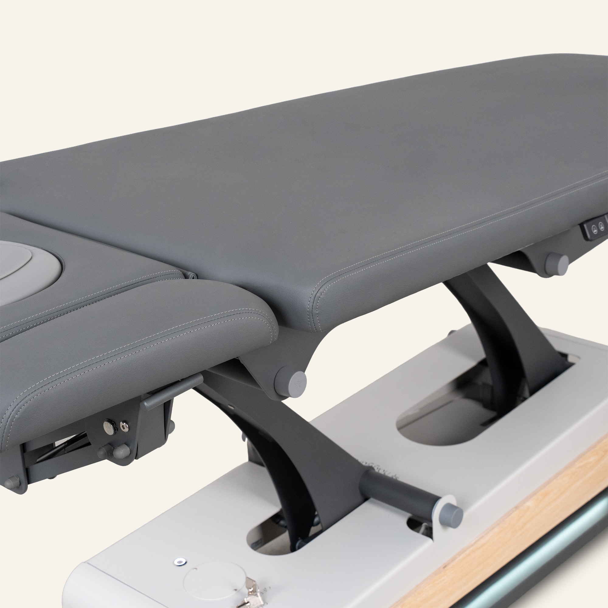 Physiotherapieliege Swop 4 Evo – elektrisch, 4-teilig, Heizung