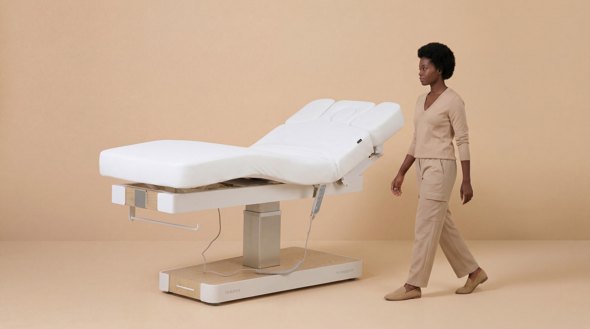 Spa-Liege NUUNA S3 PRO – elektrisch, 3 Motoren, Memory-Schaum